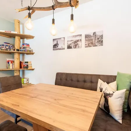 In Zell Am Near Apartman *